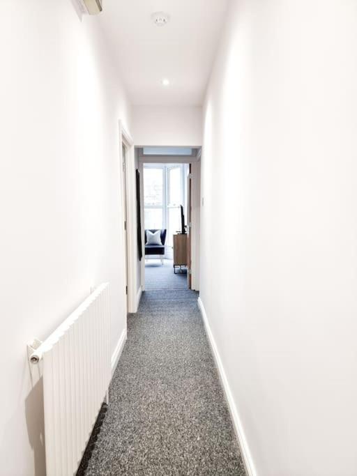 Stunning Flat Close To Beach Swansea Luaran gambar