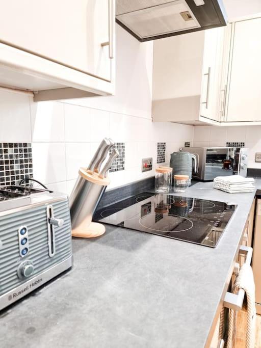 Stunning Flat Close To Beach Swansea Luaran gambar