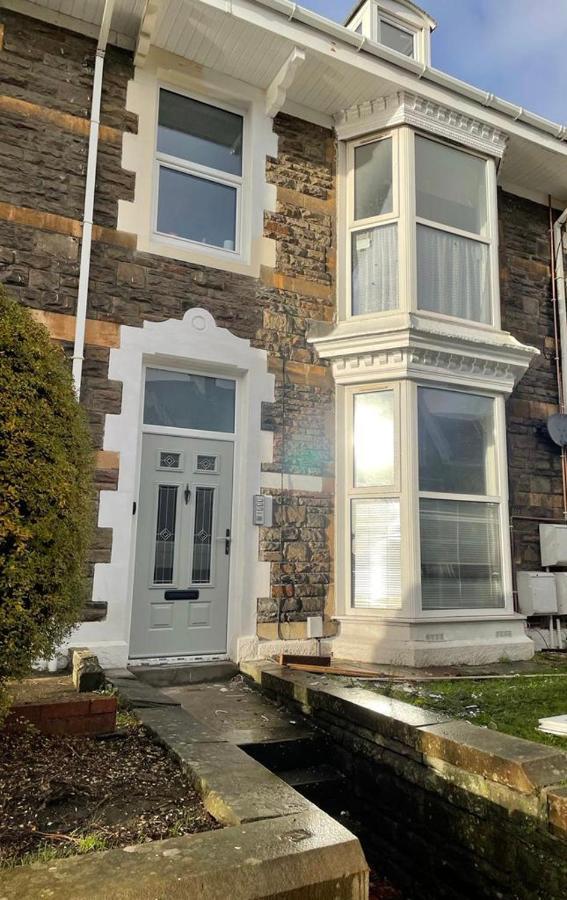 Stunning Flat Close To Beach Swansea Luaran gambar